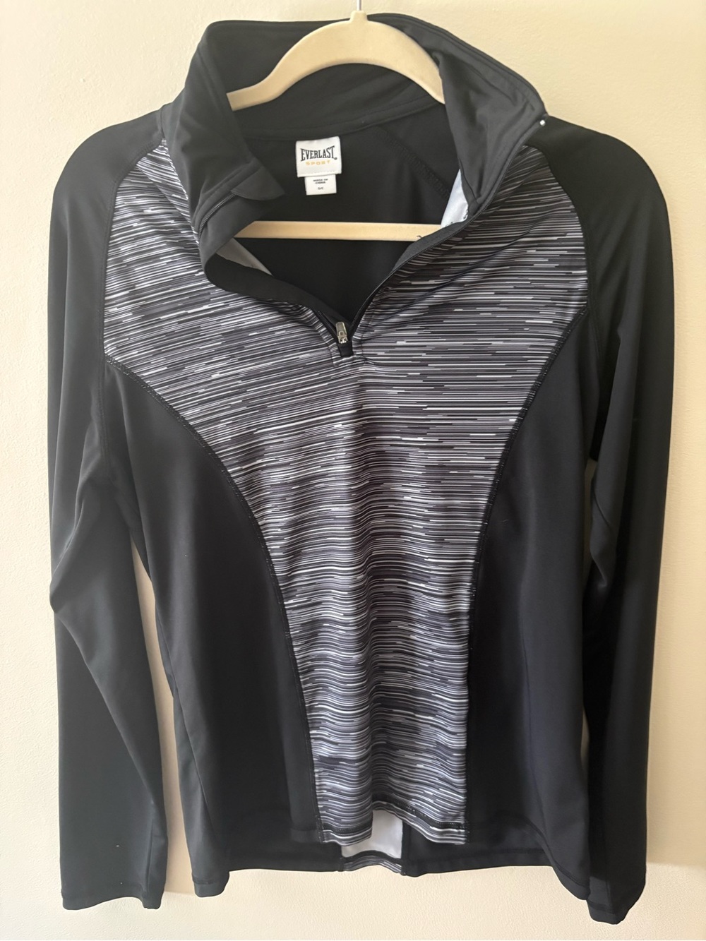 Sporto Black and Gray Quarter-Zip Athletic Pullover